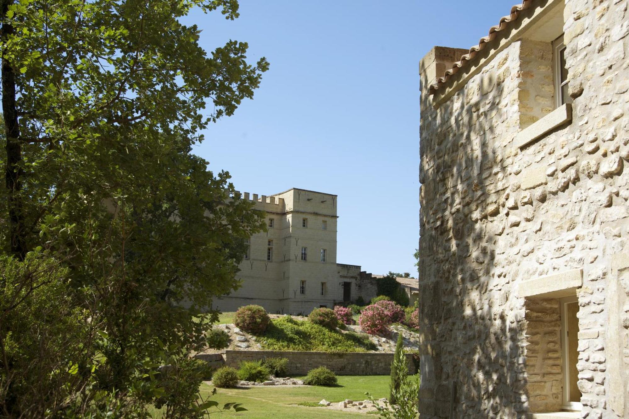 Chateau De Pondres Villevieille Exterior photo